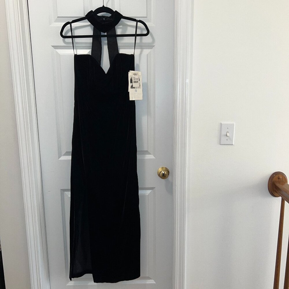Vintage Black Velvet Evening Gown, Column Style, Fitted, Sleeveless, Size 13/14